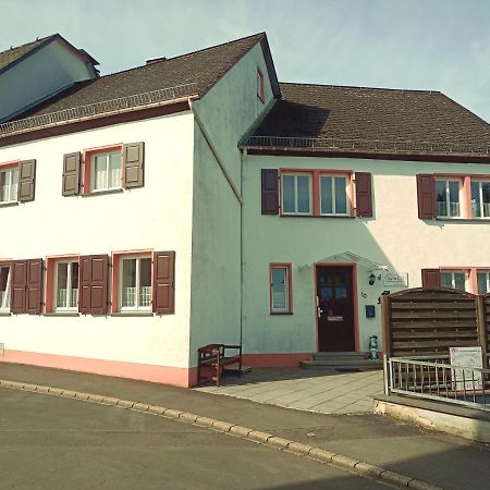 Um Die Ecke Apartment Manderscheid Exterior foto