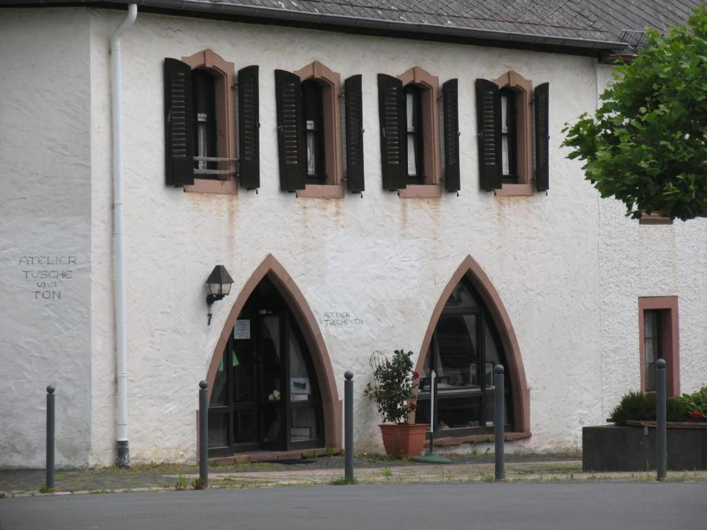 Um Die Ecke Apartment Manderscheid Exterior foto