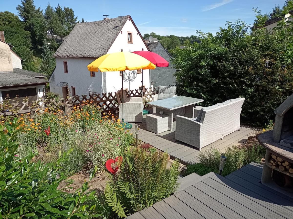 Um Die Ecke Apartment Manderscheid Exterior foto